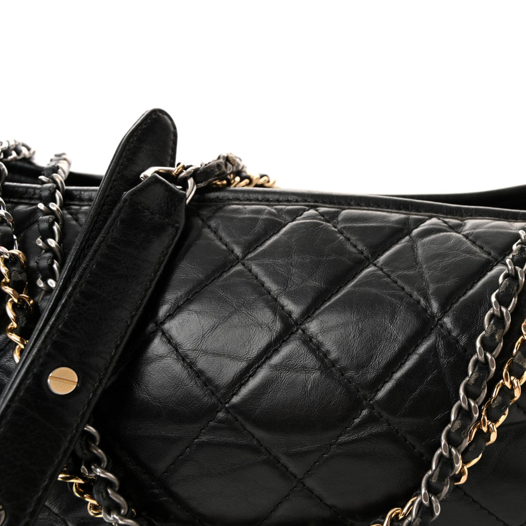 Aged Calfskin Quilted Medium Gabrielle Hobo Black