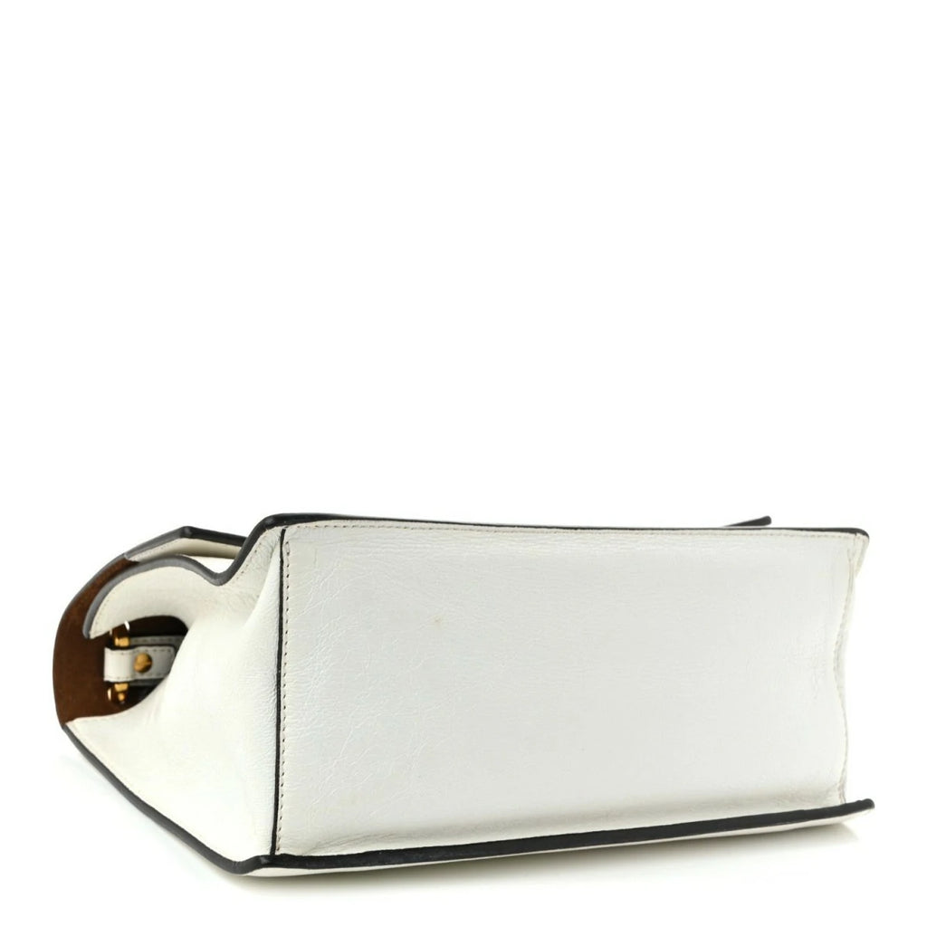 Agnello Old Shine F is Fendi Kan U Shoulder Bag White