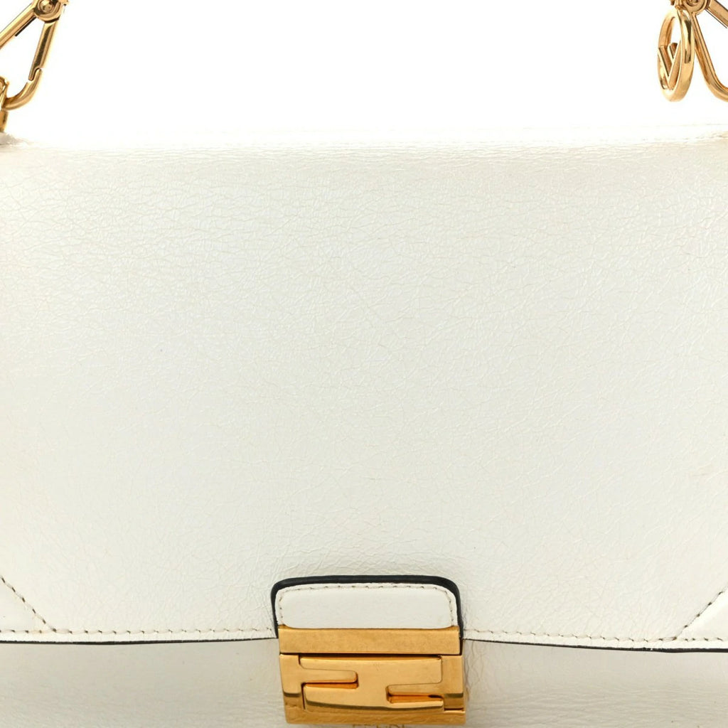 Agnello Old Shine F is Fendi Kan U Shoulder Bag White