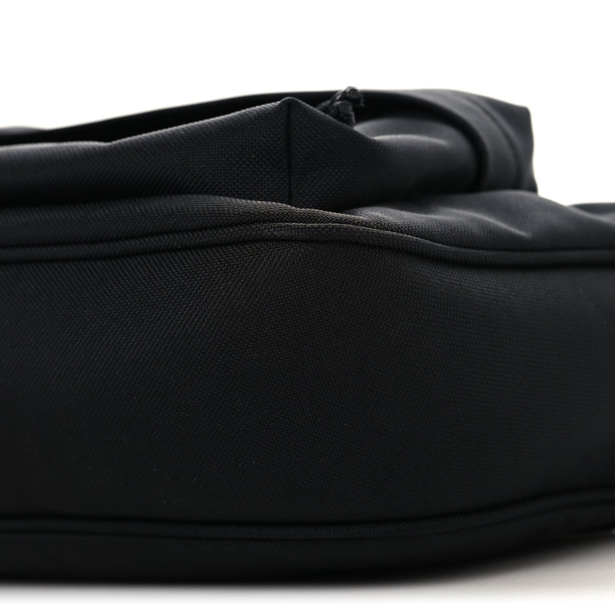 Recycled Sport Nylon Chain Logo Medium Raver Bag Black