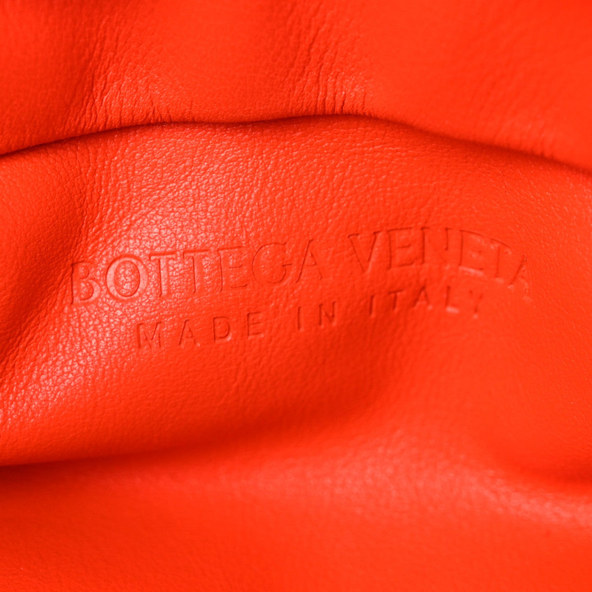 Calfskin The Pouch Chain Orange
