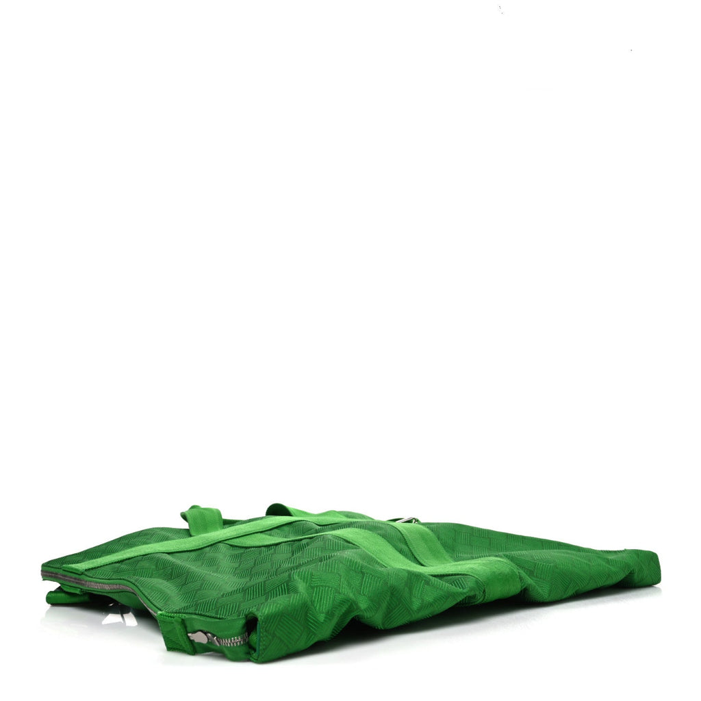 Econyl Jacquard Nylon Woven Pattern Garment Bag Green