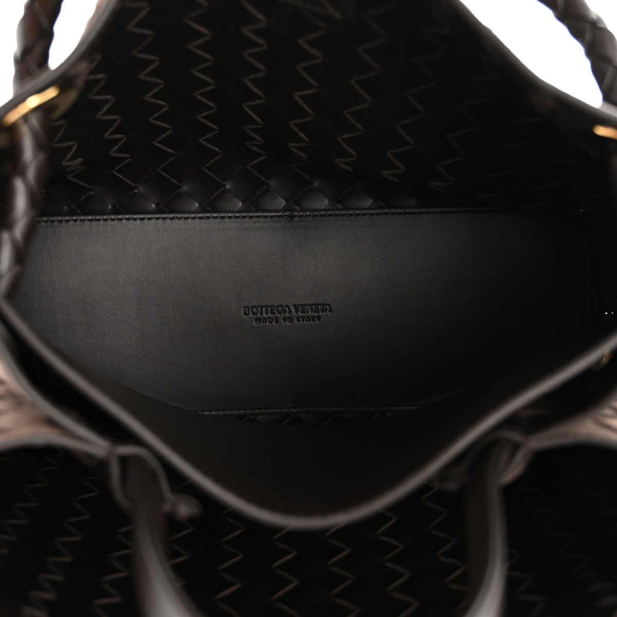 Suede Intrecciato Medium Andiamo Shoulder Bag Fondant