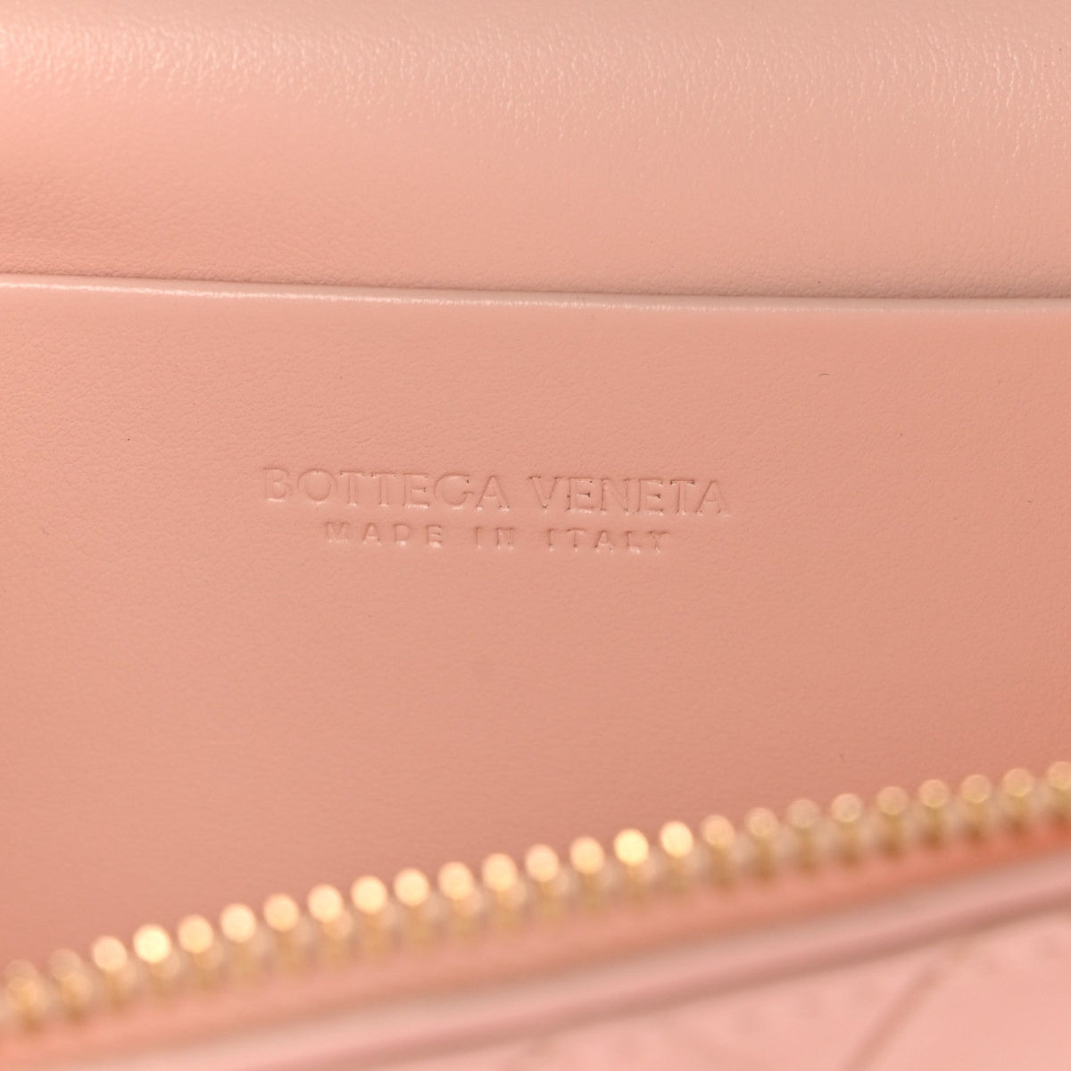 Calfskin Intrecciato Bang Bang Vanity Case Cameo