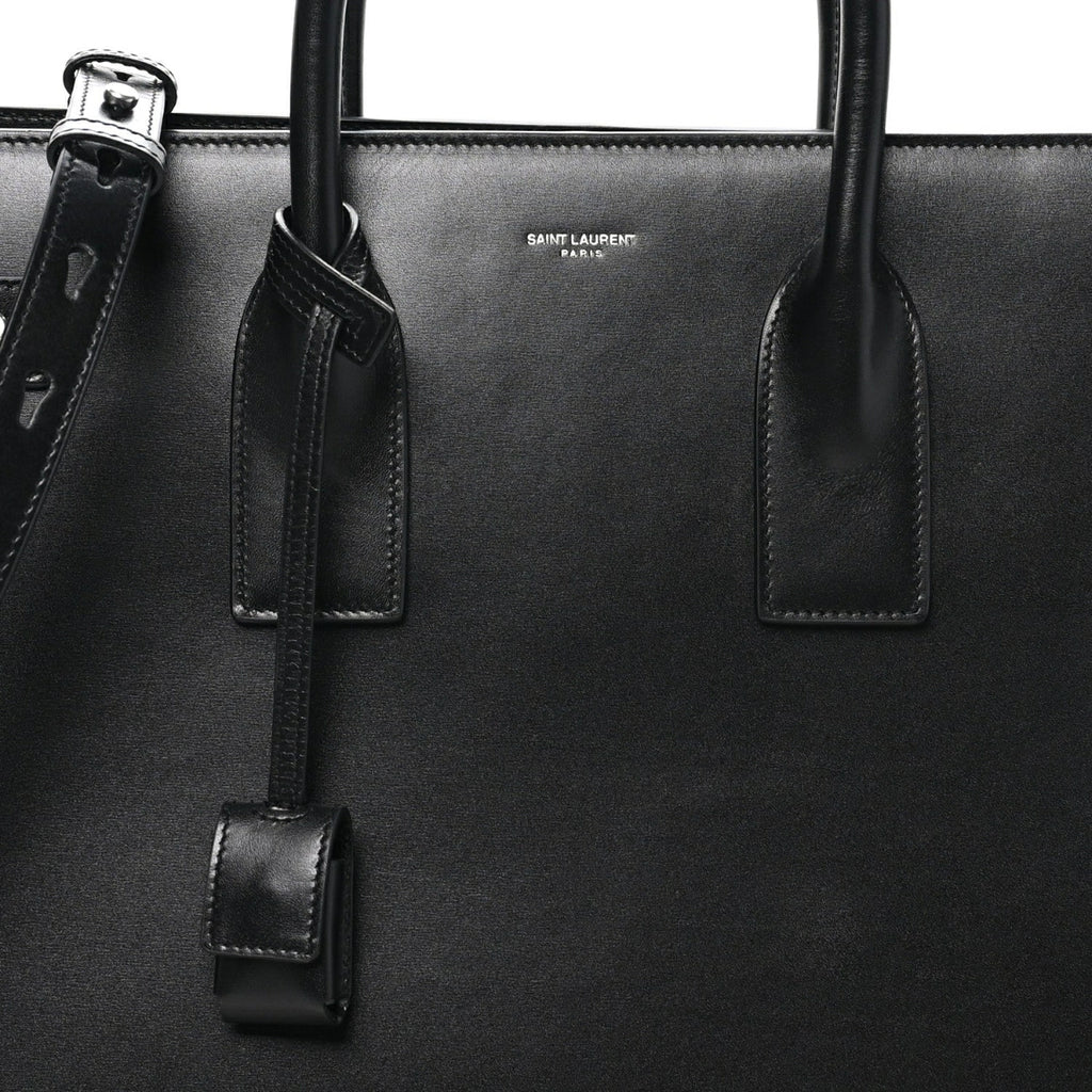 Calfskin Large Thin Sac De Jour Black