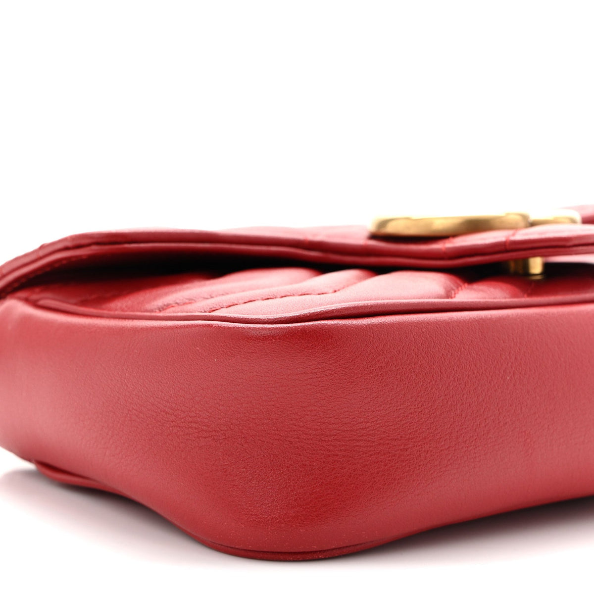 Calfskin Matelasse Super Mini GG Marmont Shoulder Bag Hibiscus Red