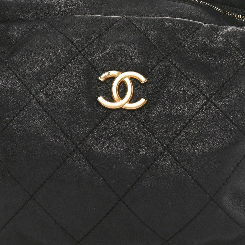 Calfskin Quilted Daily Hobo Black