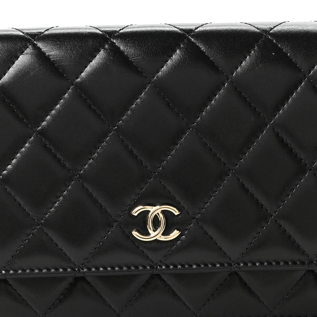 Calfskin Quilted Maxi Pearl Wallet On Chain WOC Black