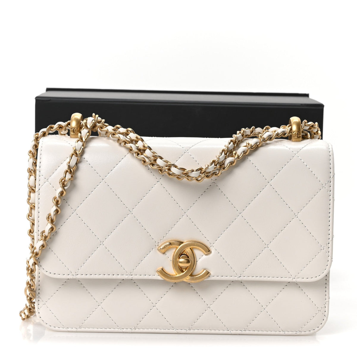 Calfskin Quilted Perfect Fit Flap White
