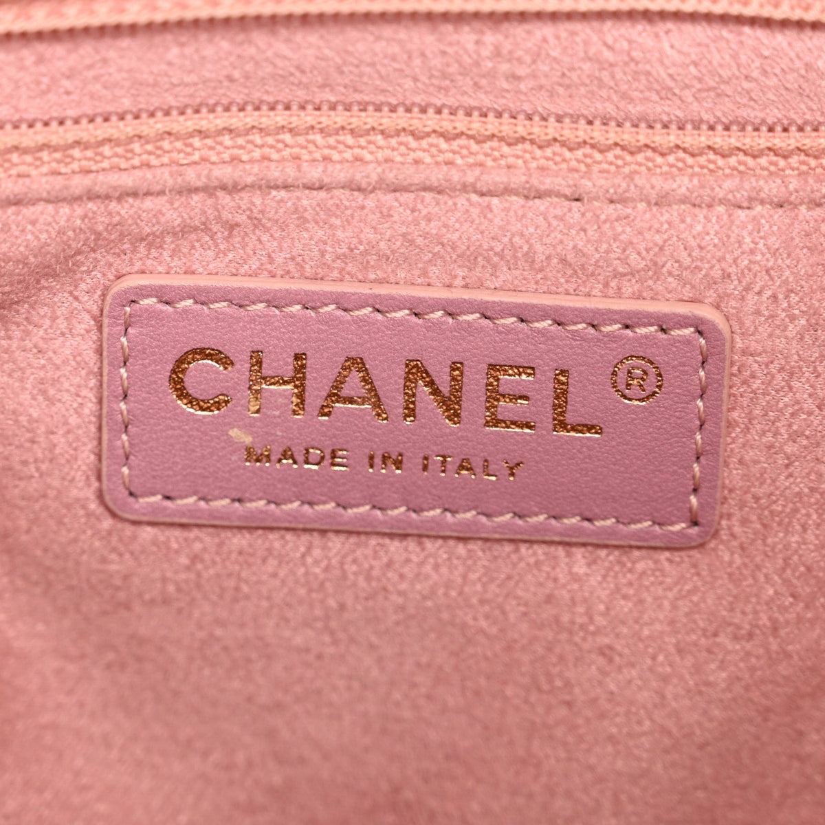 Caviar Deauville Drawstring Bucket Bag Light Pink