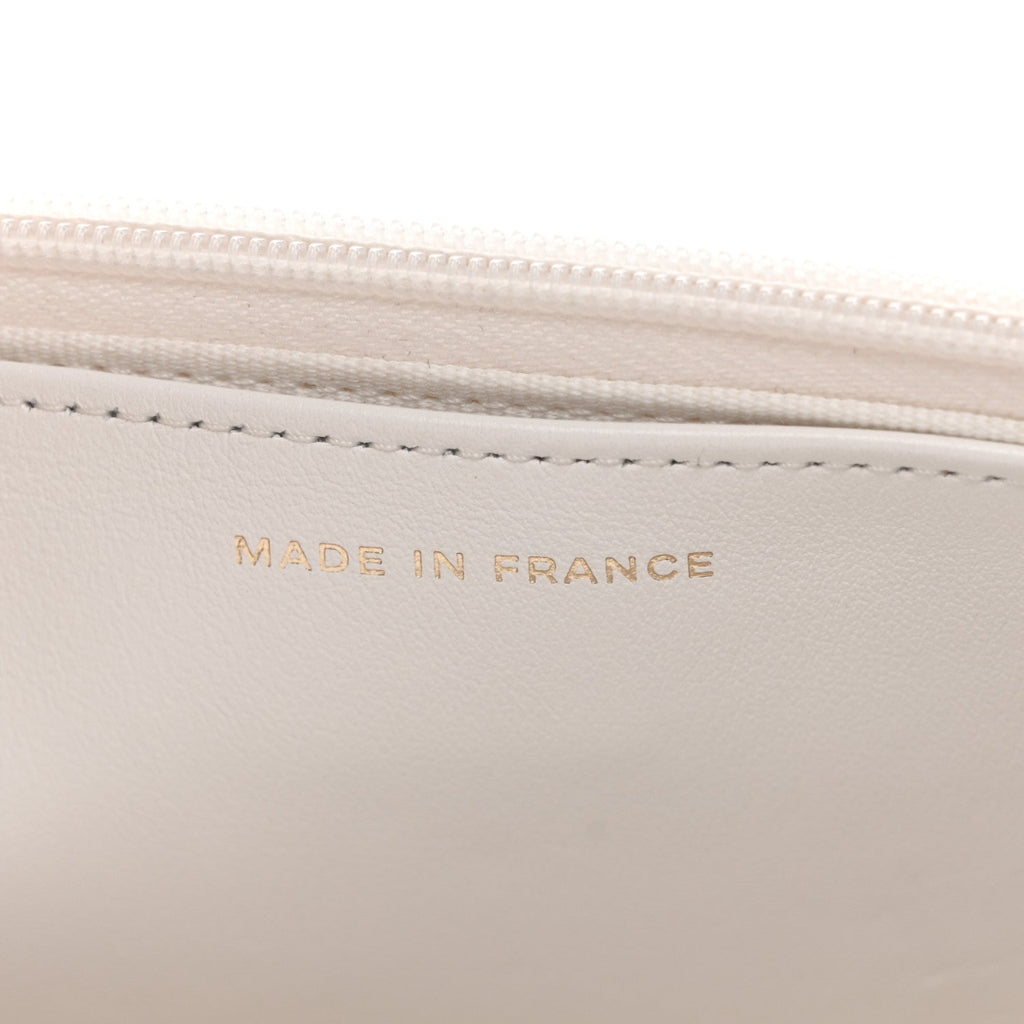 Caviar Quilted Enamel Coco Casino Wallet On Chain WOC White