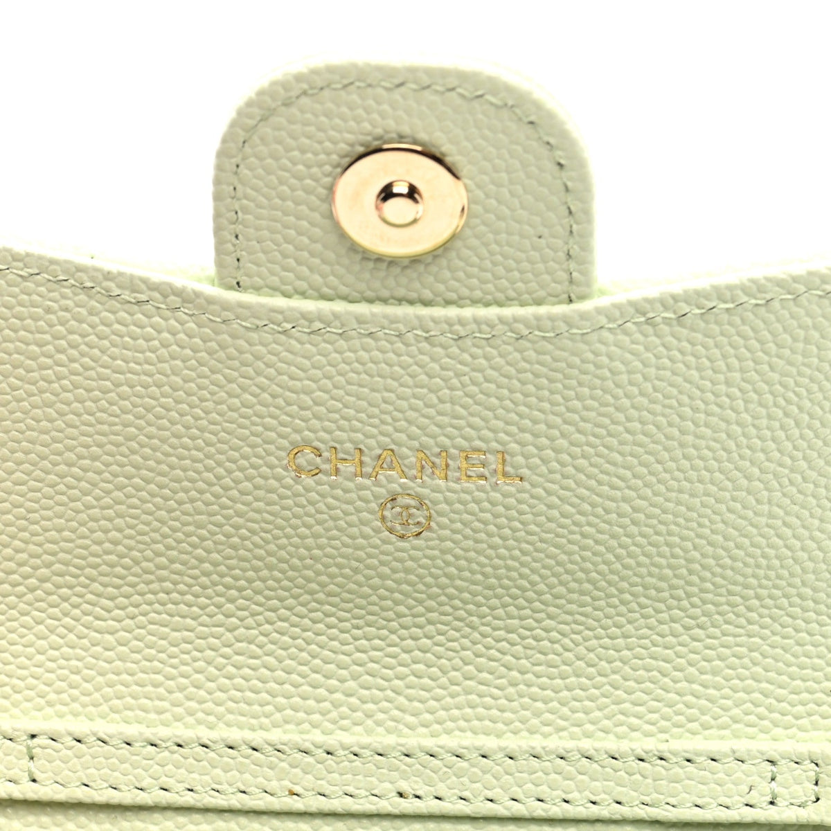 Caviar Quilted Flap Card Holder On Chain Light Green