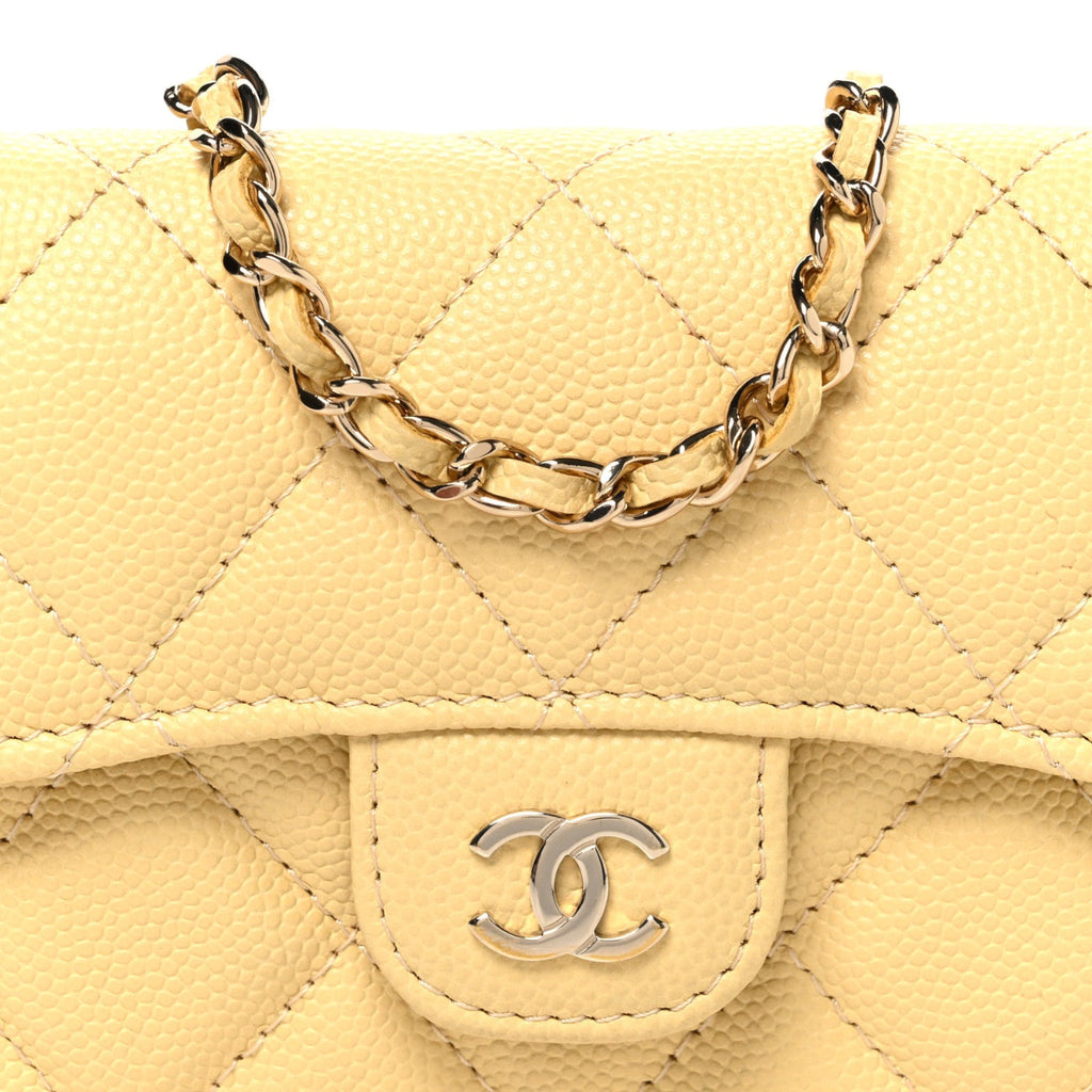 Caviar Quilted Flap Card Holder On Chain Yellow