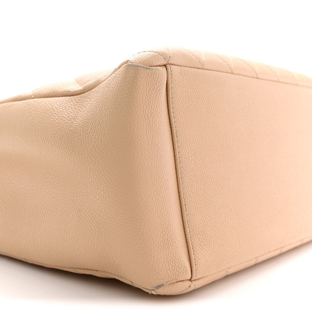 Caviar Quilted Grand Shopping Tote GST Beige Clair