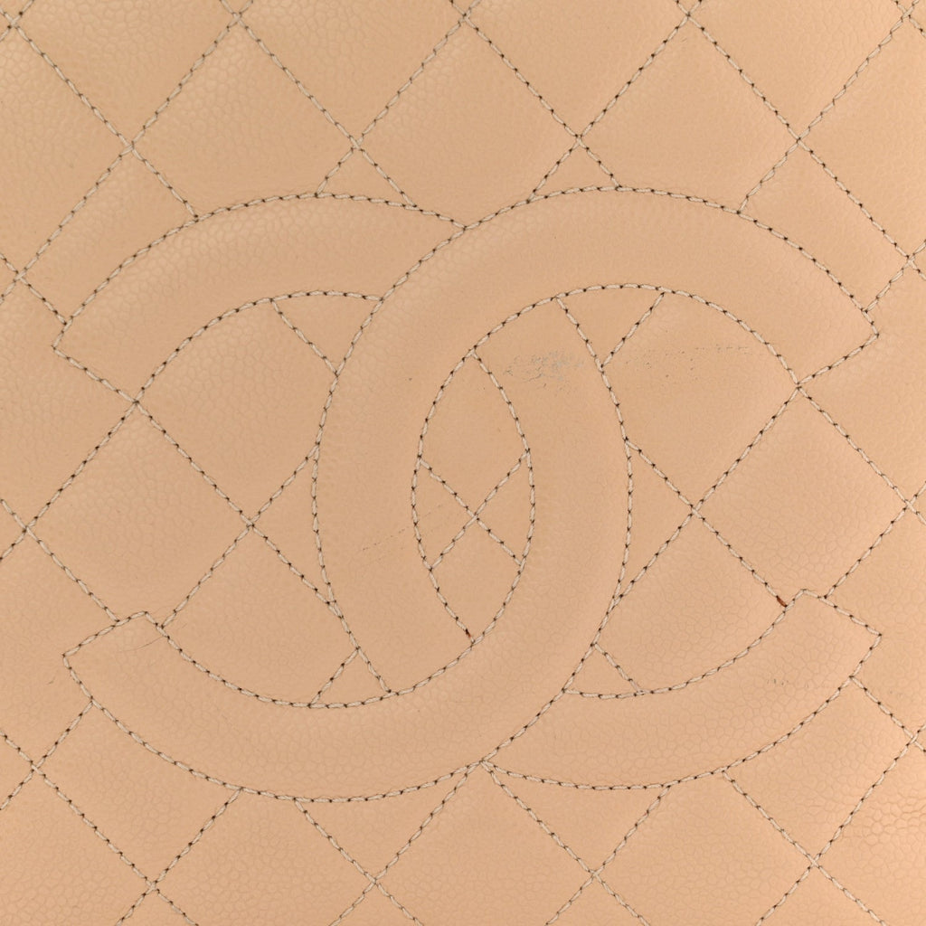 Caviar Quilted Grand Shopping Tote GST Beige Clair