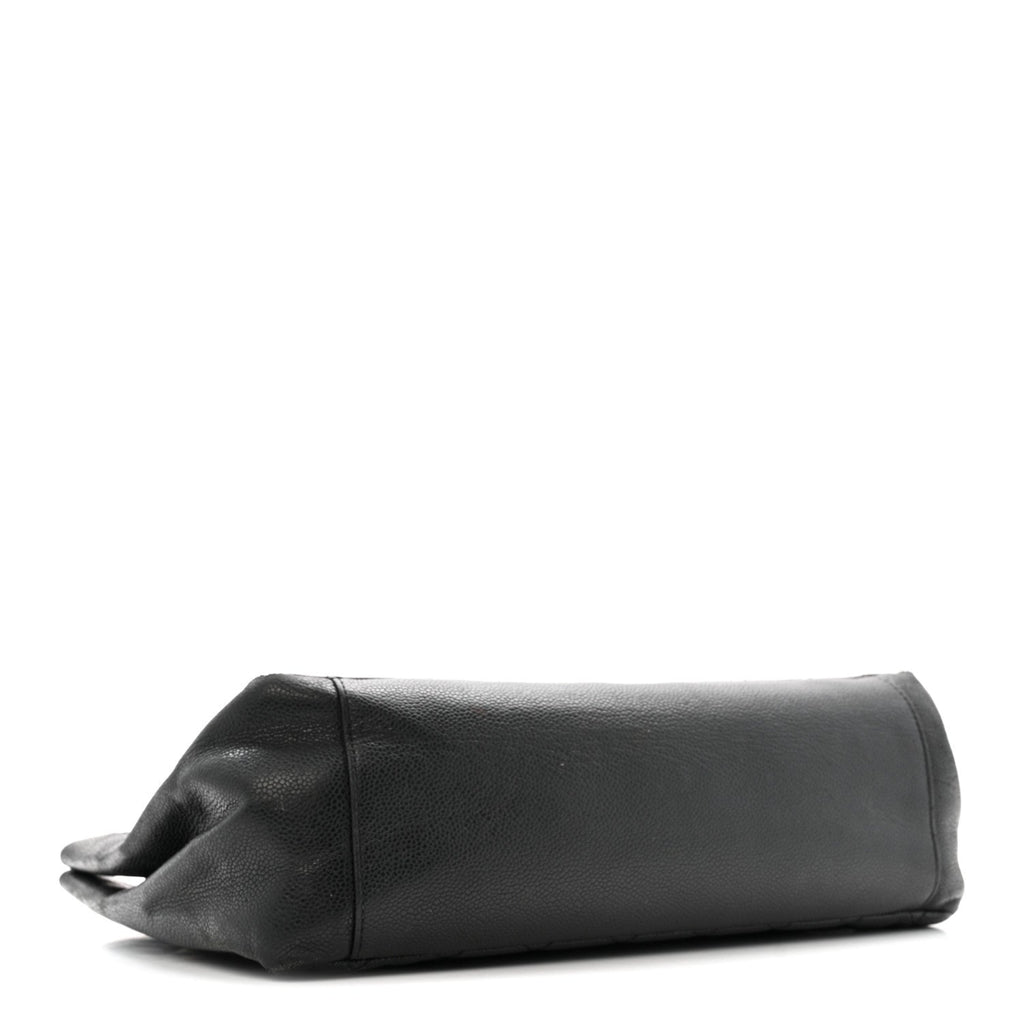 Caviar Quilted Grand Shopping Tote GST Black
