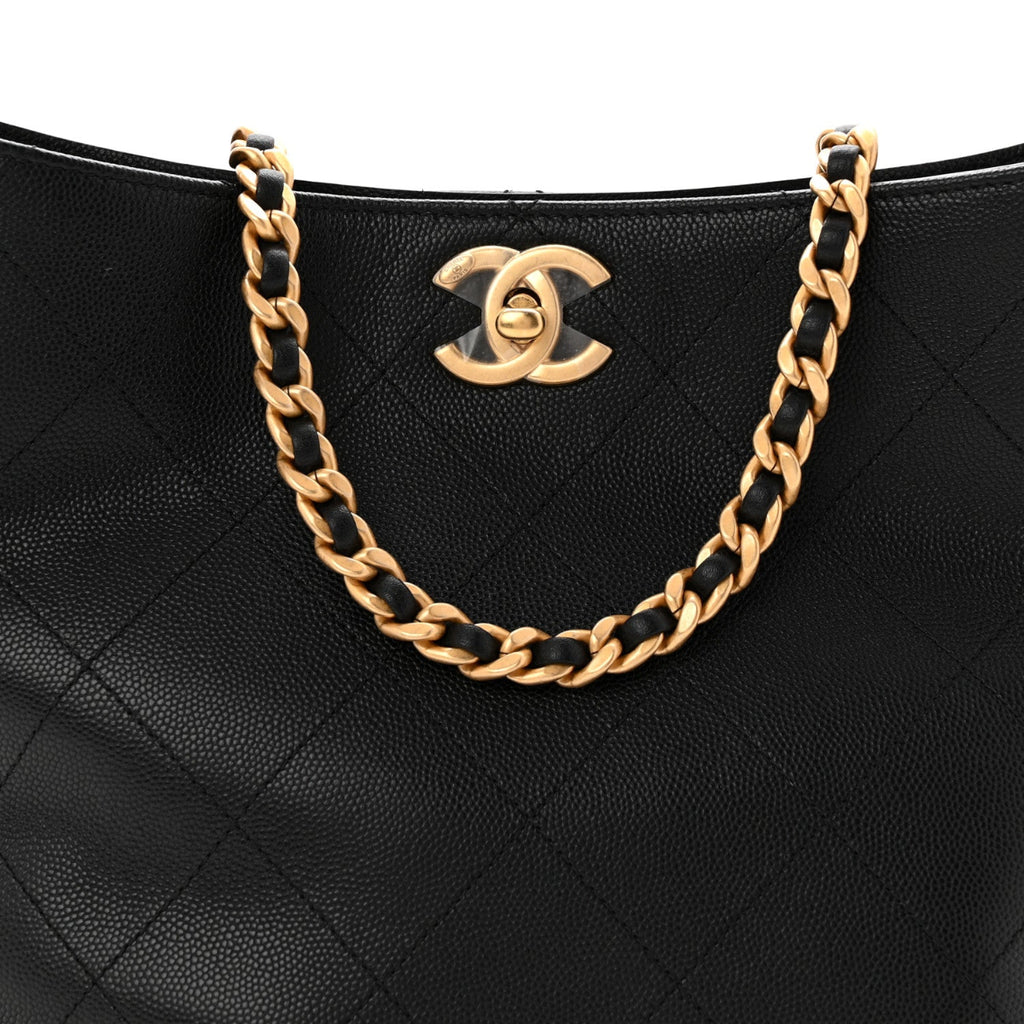 Caviar Quilted Hobo Black