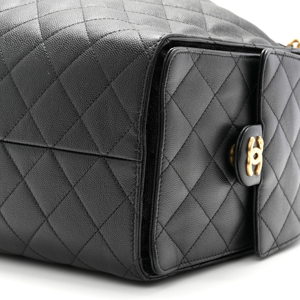 Caviar Quilted Medium Chanel 25 Handbag Black
