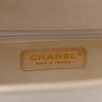Caviar Quilted New Medium Boy Flap White