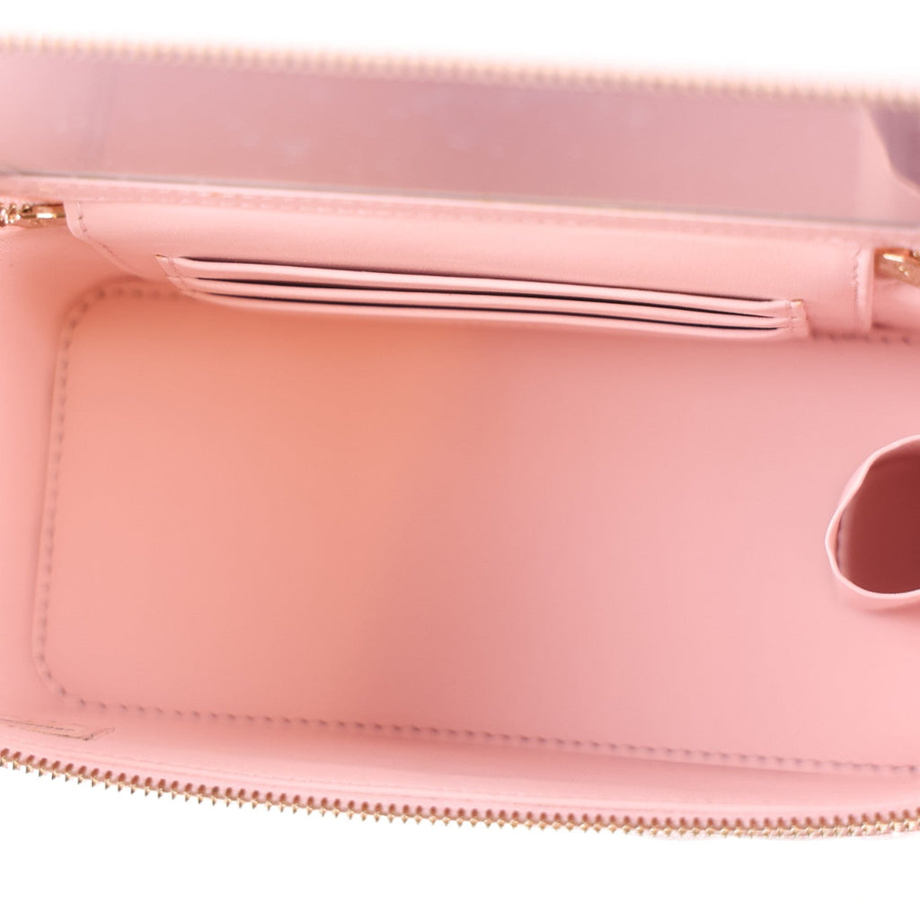 Caviar Quilted Small Vanity Case With Chain Pink