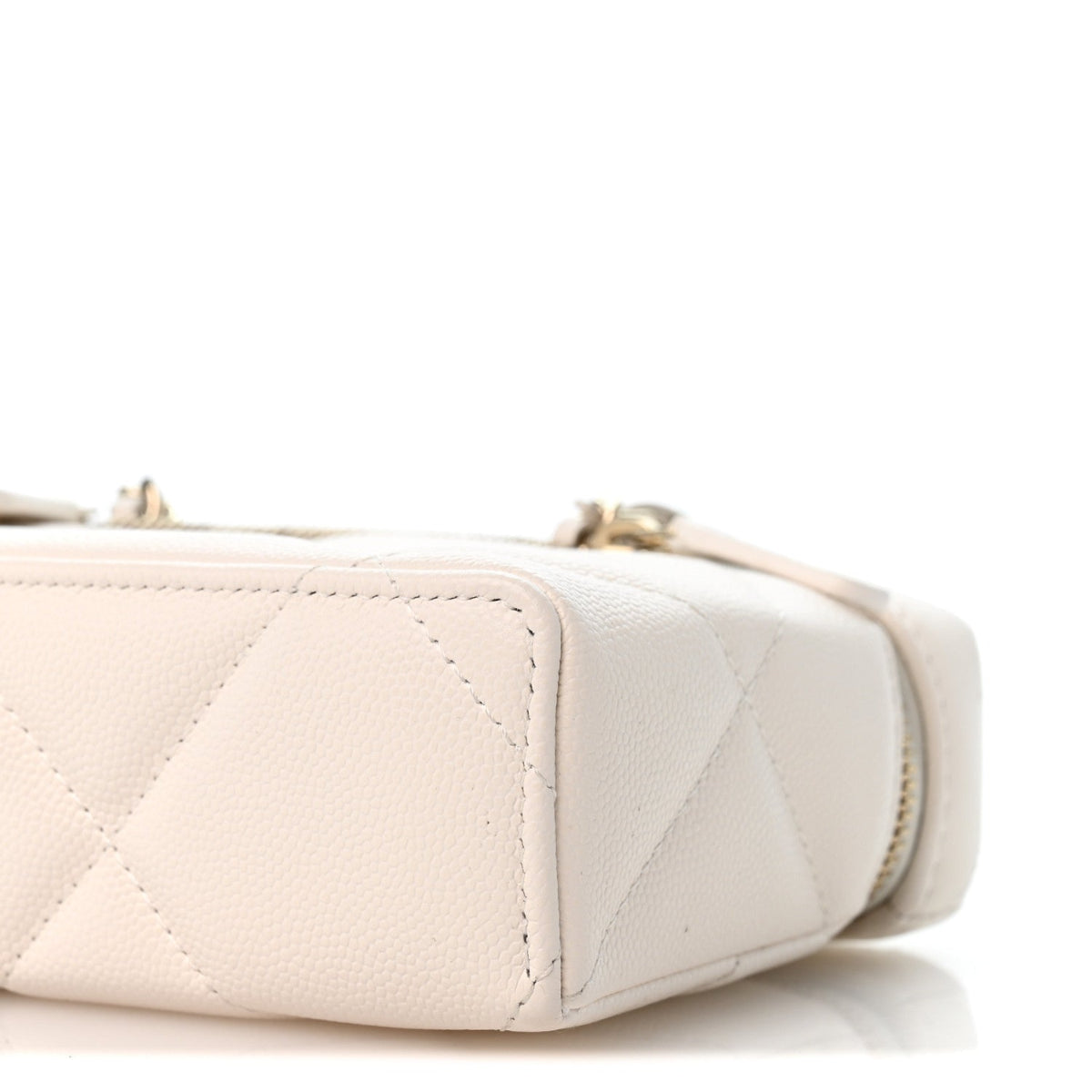 Caviar Quilted Top Handle Slim Vanity With Chain White