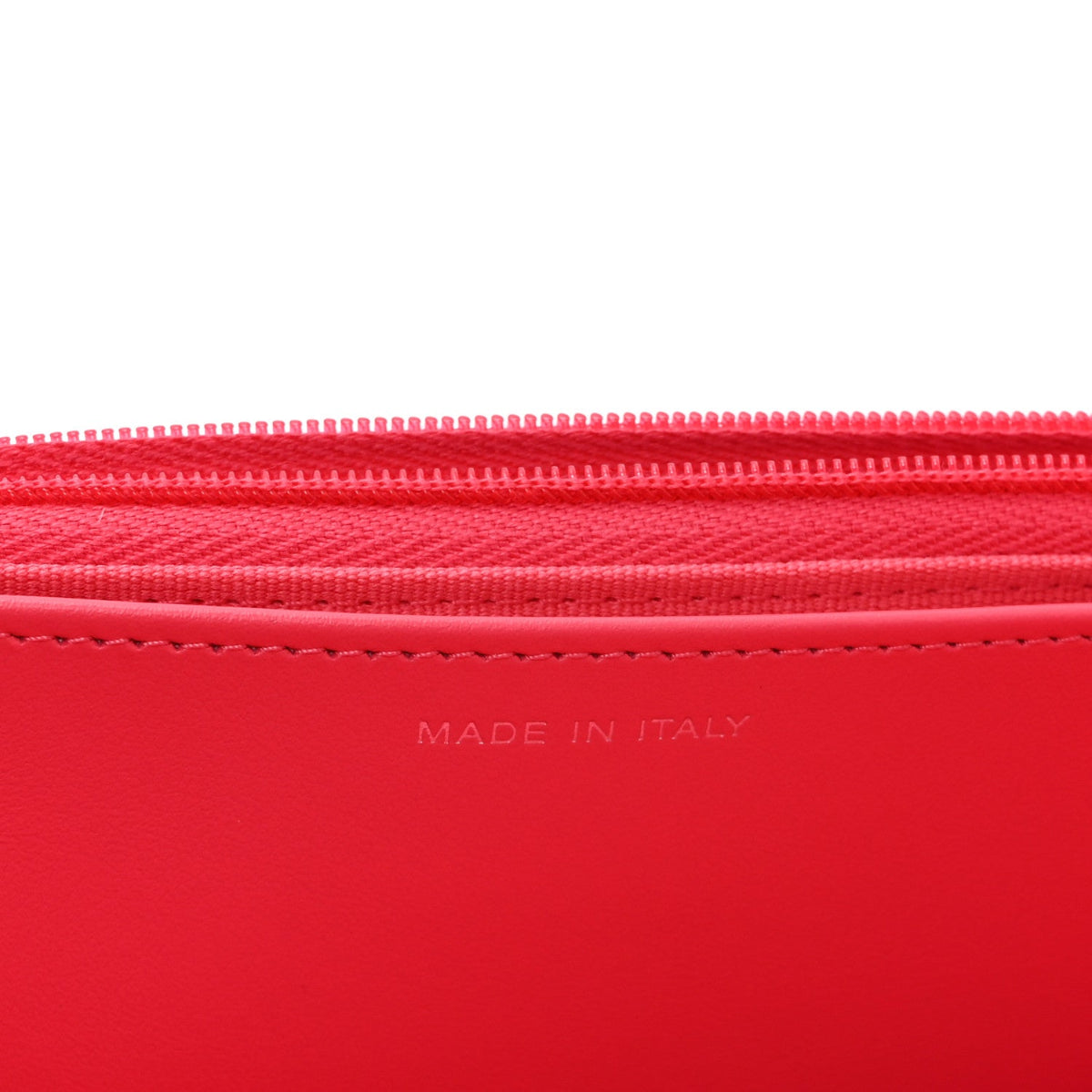 Caviar Quilted Wallet On Chain WOC Dark Pink