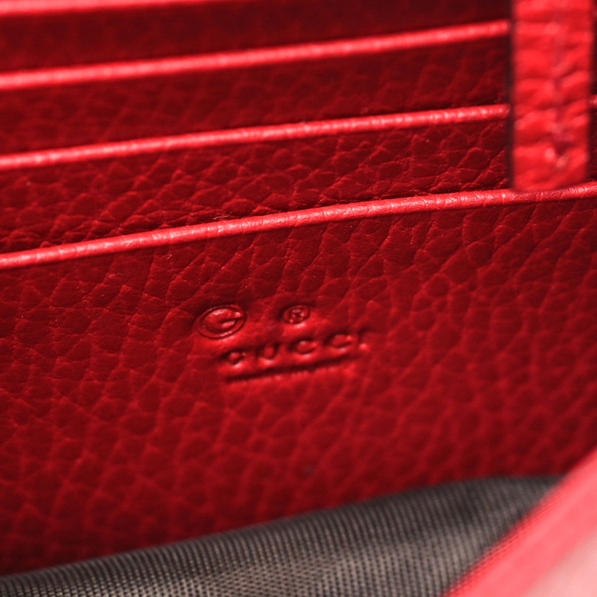 Dollar Calfskin Interlocking G Chain Wallet Red
