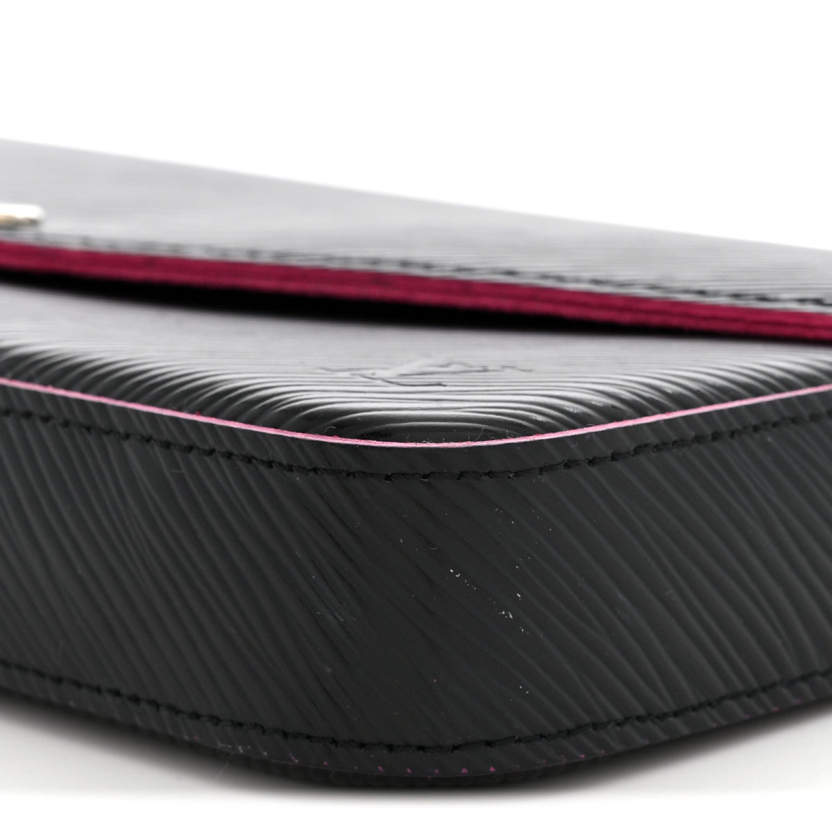 Epi Pochette Felicie Black Hot Pink