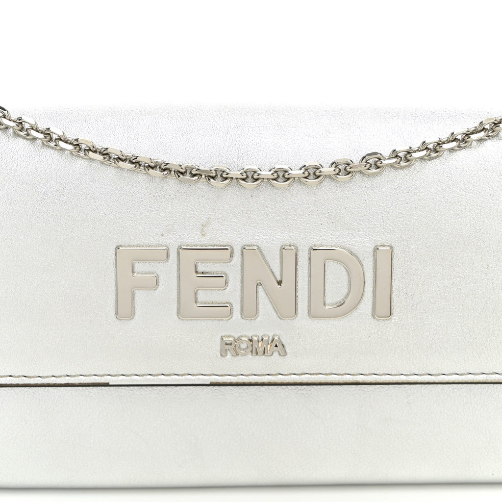 Metallic Calfskin Continental Wallet On Chain Argento