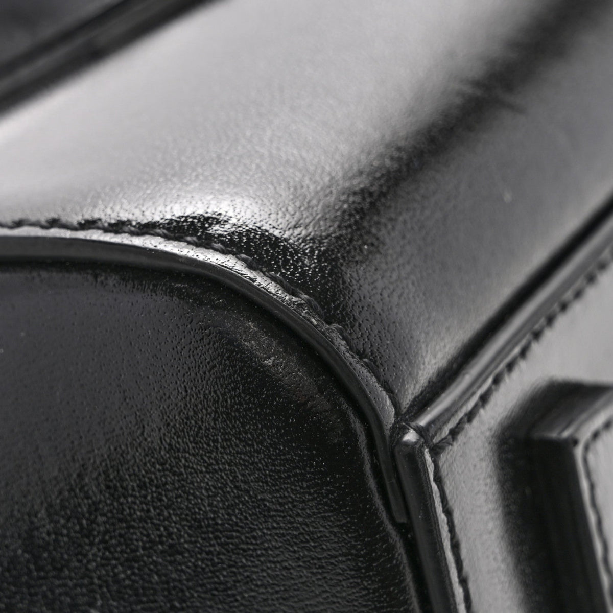 Box Calfskin Mini Lock Antigona Shoulder Bag Black White