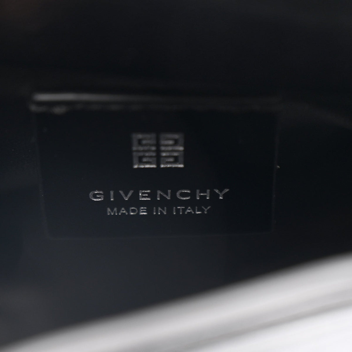 Shiny Lord Calfskin Micro Antigona Black