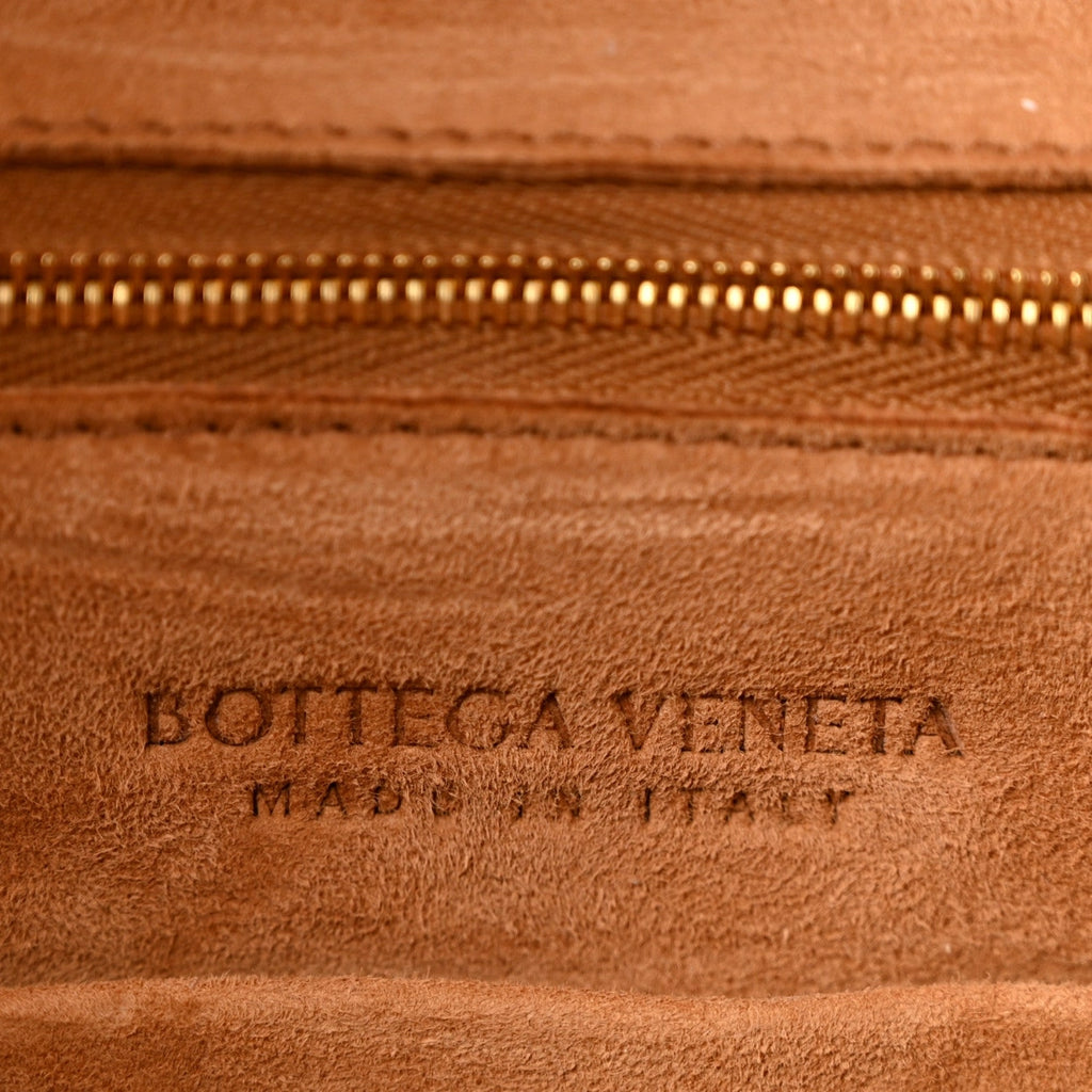 Grained Calfskin Maxi Intrecciato Small Arco Pine Green