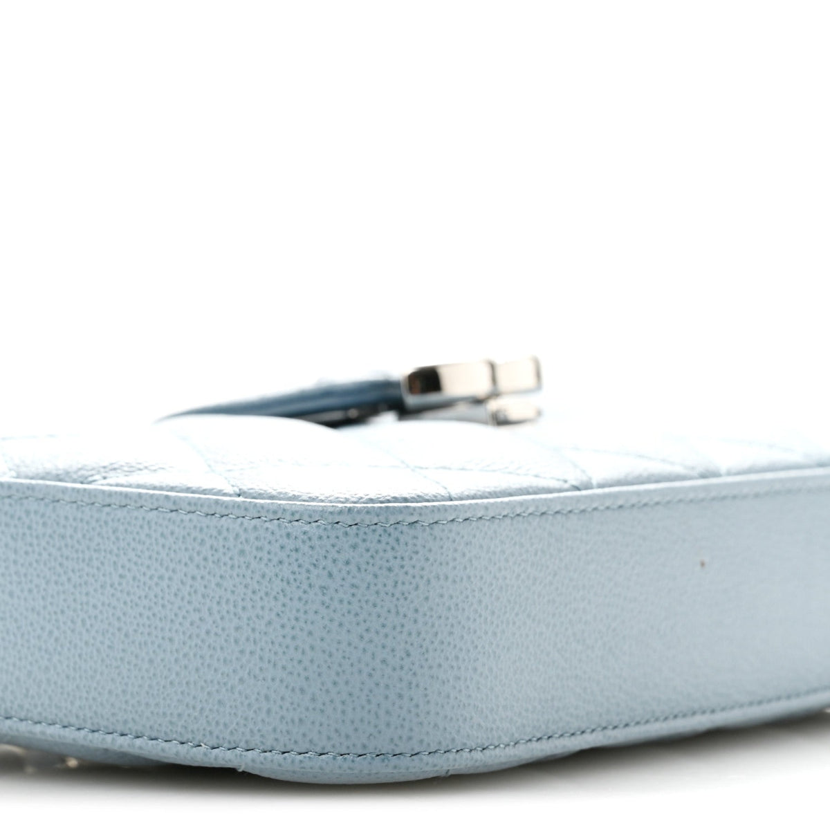 Grained Calfskin Quilted CC Box Clutch With Chain Blue