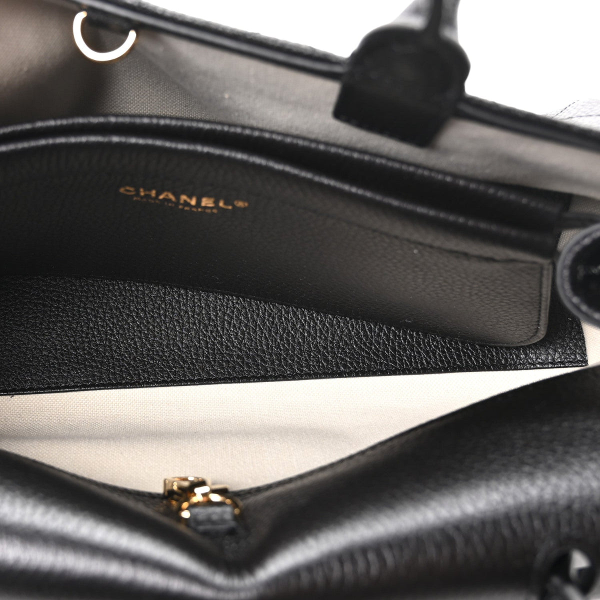 Grained Calfskin Stitched Urban Essentials Small Shopping Bag Black