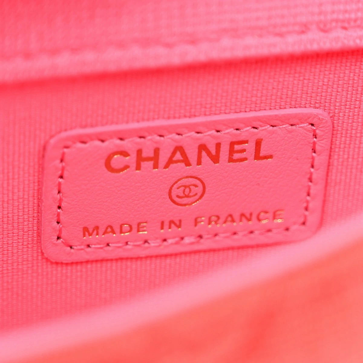 Jersey Quilted Micro Mini Flap Red