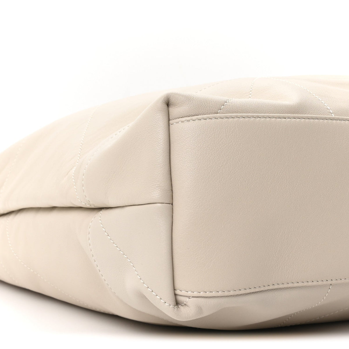 Lambskin Matelasse Large Jamie Pochon Crema Soft