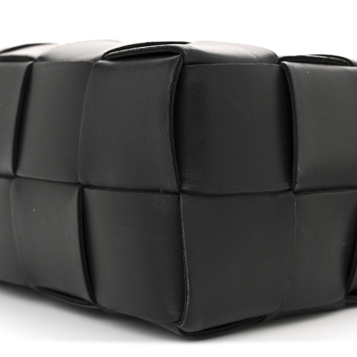 Lambskin Maxi Intrecciato Brick Cassette Bag Black Black