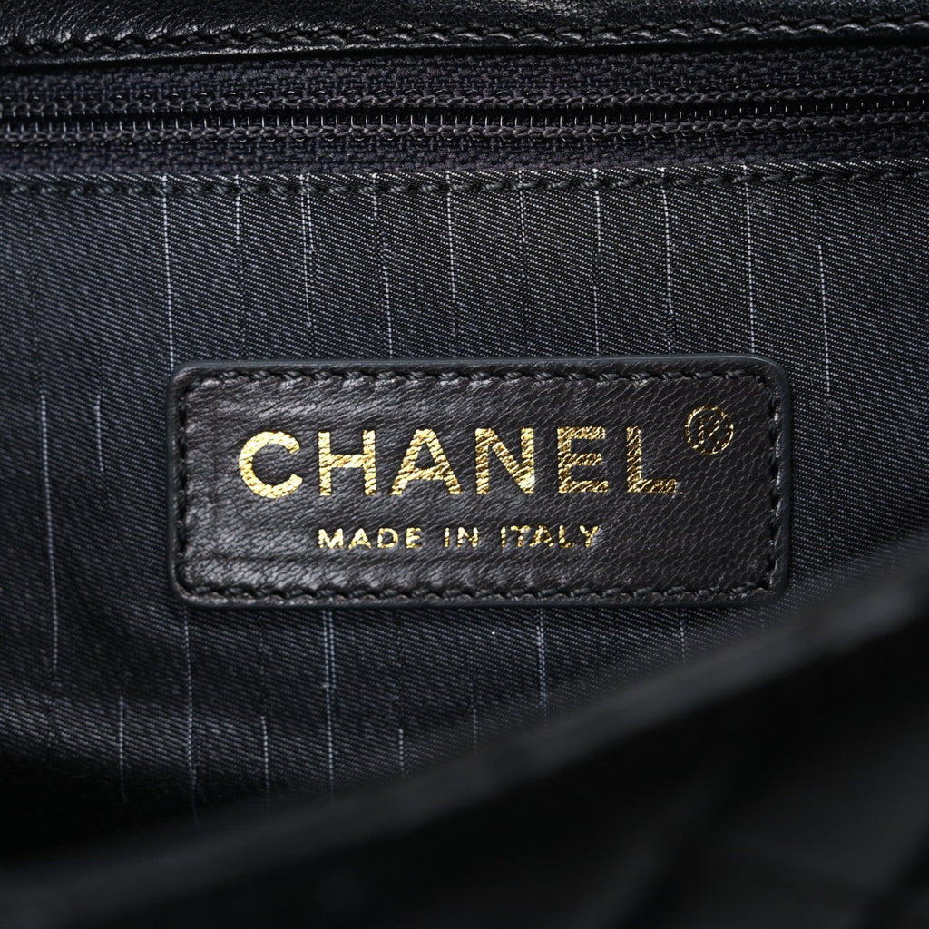 Lambskin Medium Westminster Pearl Flap Black
