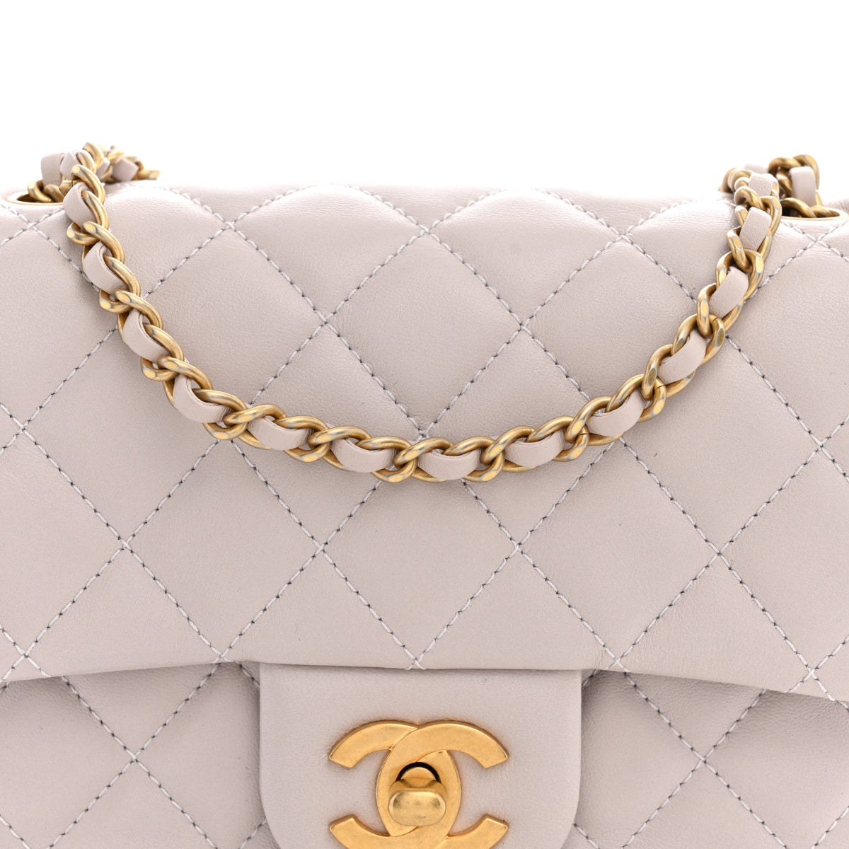 Lambskin Quilted CC Pearl Crush Mini Flap Light Purple