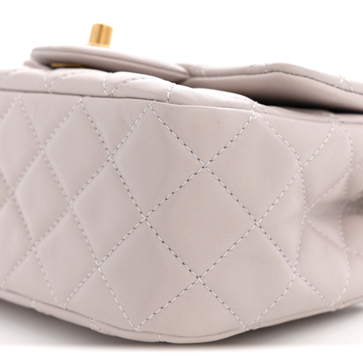 Lambskin Quilted CC Pearl Crush Mini Flap Light Purple