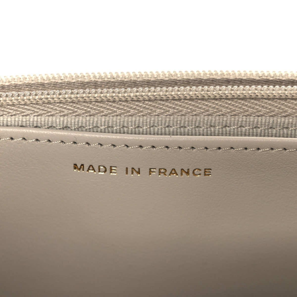 Lambskin Quilted CC Wallet on Chain WOC Light Beige