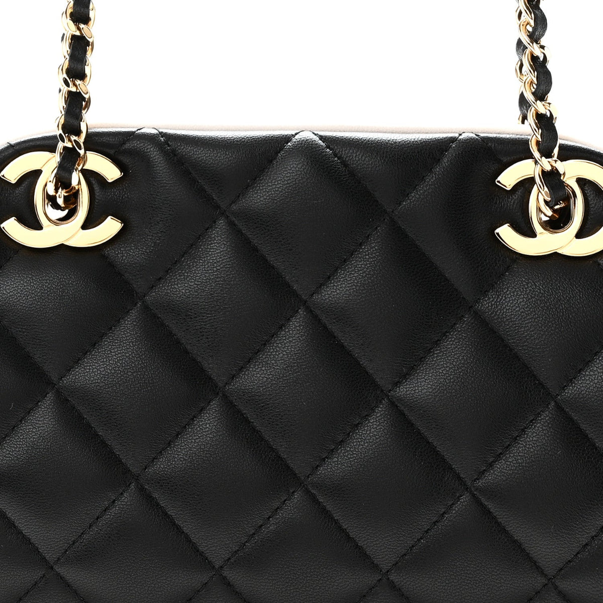Lambskin Quilted Clutch With Chain Black White