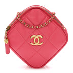 Lambskin Quilted Diamond Clutch With Chain Pink