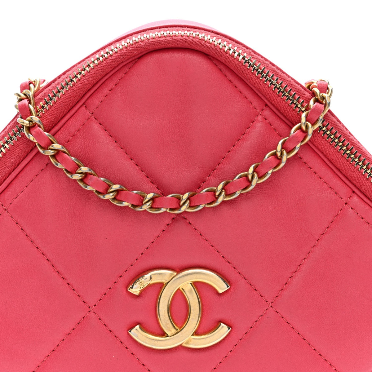 Lambskin Quilted Diamond Clutch With Chain Pink