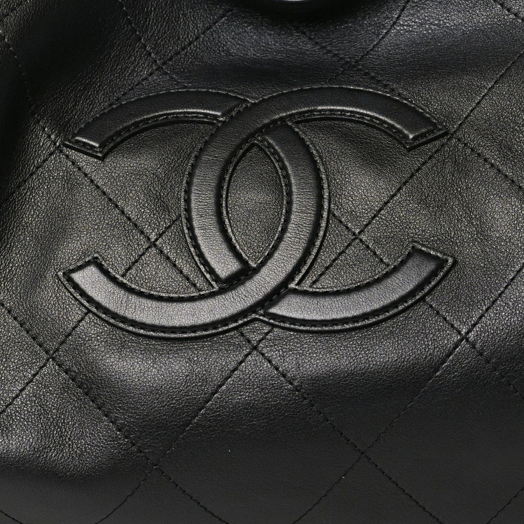 Lambskin Quilted Neo Cabas Shopping Tote Black