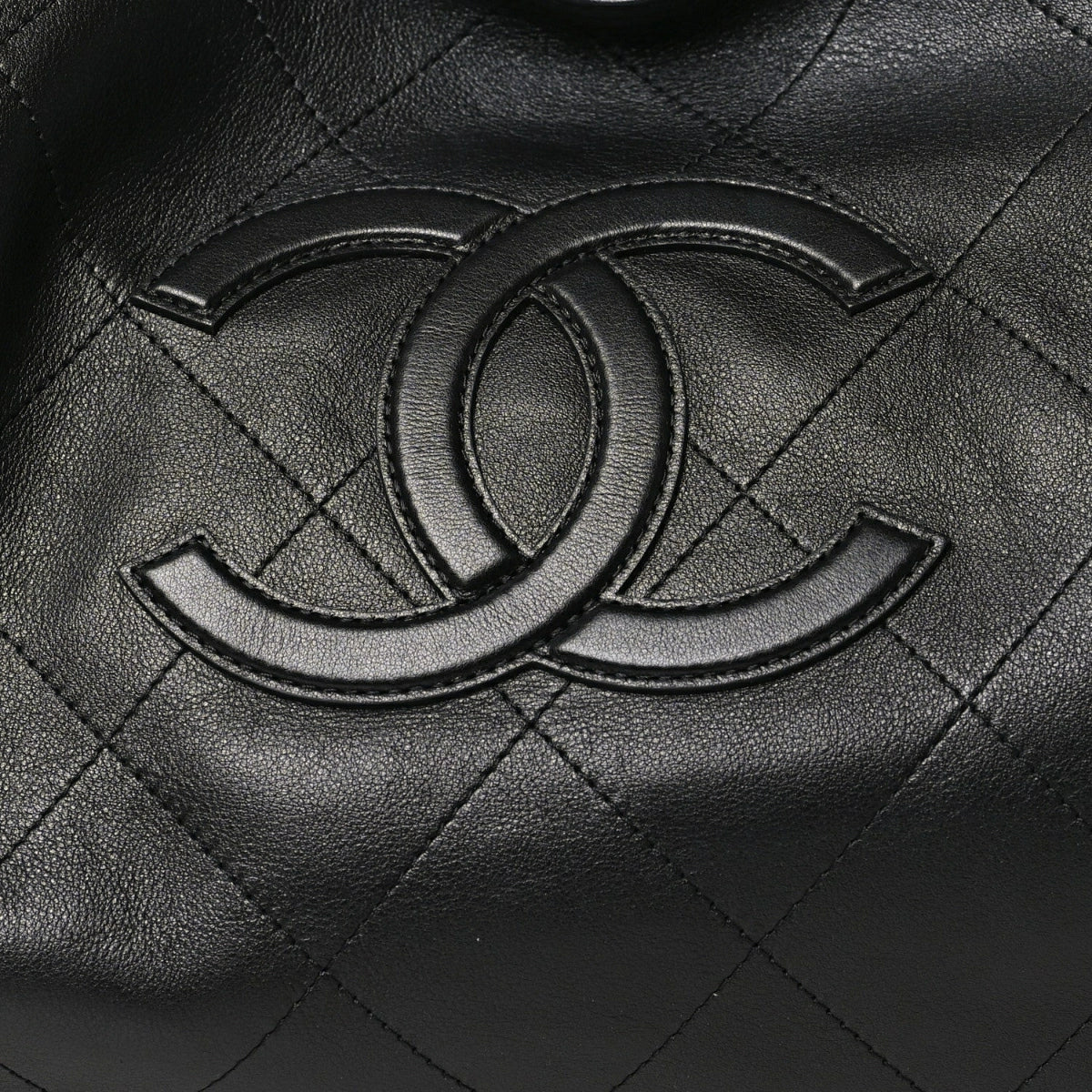 Lambskin Quilted Neo Cabas Shopping Tote Black