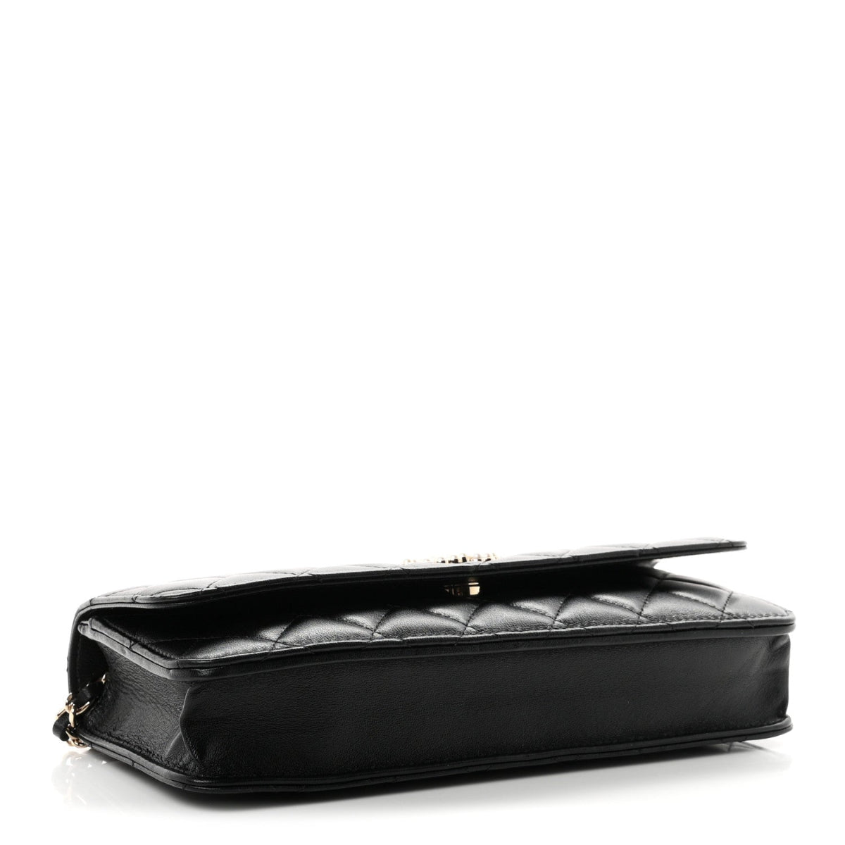 Lambskin Quilted Pearl CC Flap Clutch Black