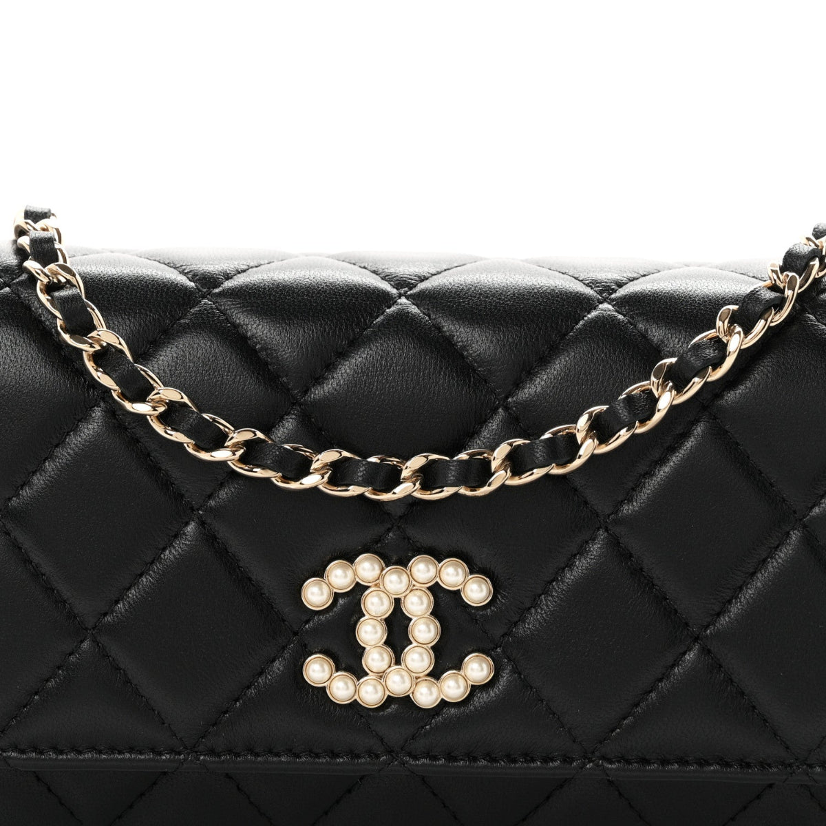 Lambskin Quilted Pearl CC Flap Clutch Black