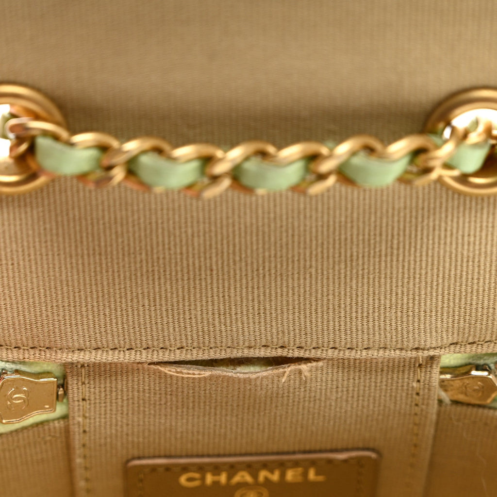 Lambskin Quilted Pearl Crush Mini Vanity Case With Chain Light Green