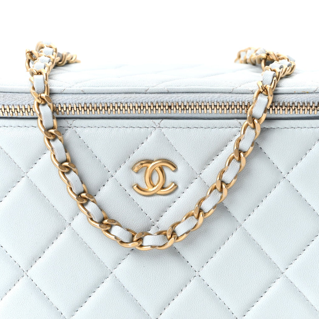 Lambskin Quilted Pearl Crush Small Vanity Case With Chain Light Blue